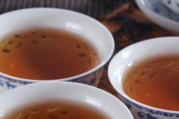 Bild zeigt Beitragsheader zum Thema: Teegeschirr und chinesisches Porzellan mit Tradition